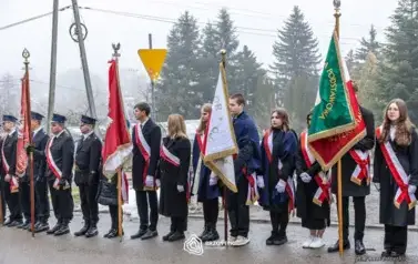 odsloniecie_tablicy_brzostek_066