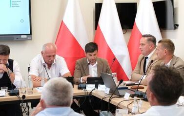 XXXVIII Sesja Rady Miejskiej w Brzostku_021