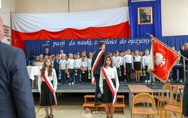 Poswiecenie_sztandaru_S-B_122