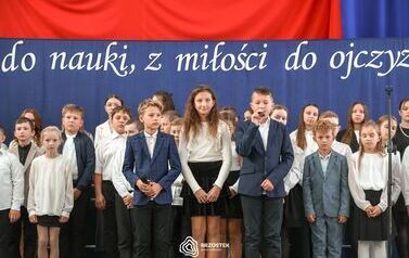 Poswiecenie_sztandaru_S-B_098