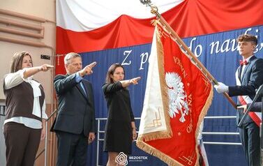 Poswiecenie_sztandaru_S-B_086