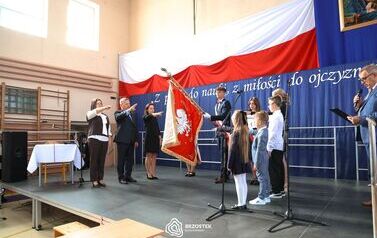 Poswiecenie_sztandaru_S-B_085