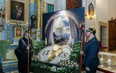 wielki_piatek_parafia_brzostek_2025_038