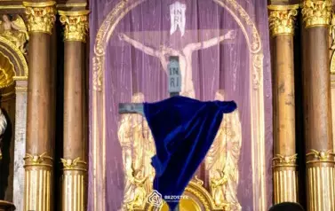 wielki_piatek_parafia_brzostek_2025_018