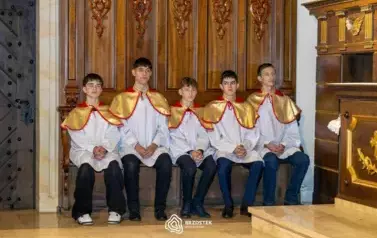 wielki_piatek_parafia_brzostek_2025_014