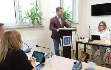 XVIII Sesja Rady Miejskiej w Brzostku_016