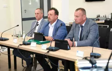 XVIII Sesja Rady Miejskiej w Brzostku_013