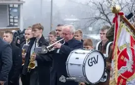 odsloniecie_tablicy_brzostek_112