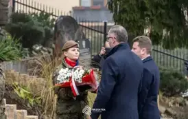 odsloniecie_tablicy_brzostek_100