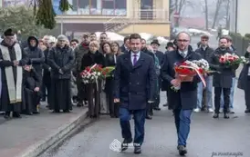 odsloniecie_tablicy_brzostek_098