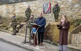 odsloniecie_tablicy_brzostek_074