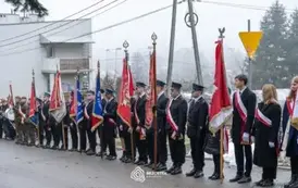 odsloniecie_tablicy_brzostek_067