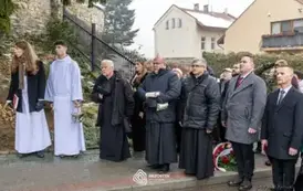 odsloniecie_tablicy_brzostek_049