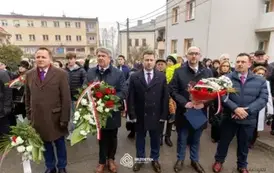 odsloniecie_tablicy_brzostek_047