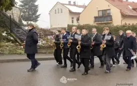 odsloniecie_tablicy_brzostek_030