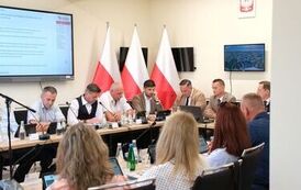 XXXVIII Sesja Rady Miejskiej w Brzostku_016