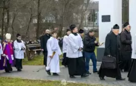ostatnie_pozegnanie_ks_kanonika_tadeusza_preisa_093